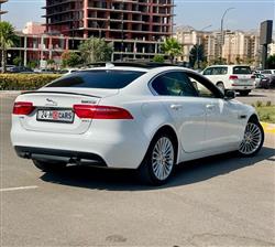 جاكوار XE